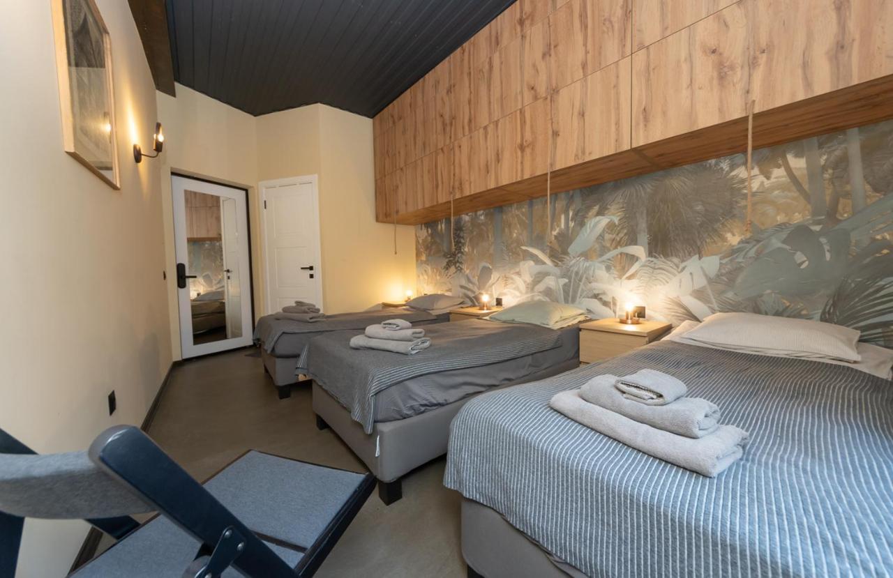 Apart Hotel On Zoloti Vorota เคียฟ ภายนอก รูปภาพ