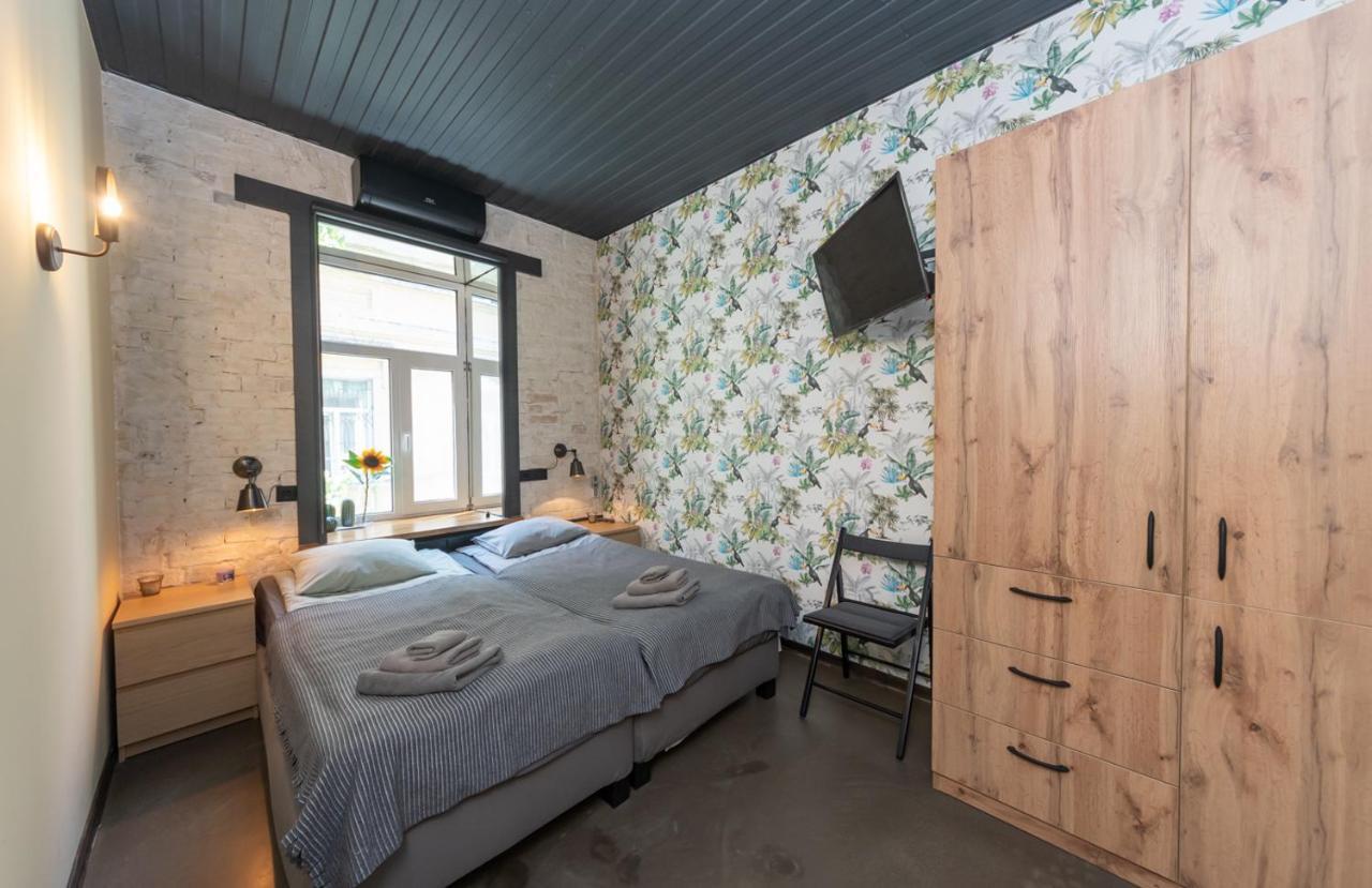Apart Hotel On Zoloti Vorota เคียฟ ภายนอก รูปภาพ